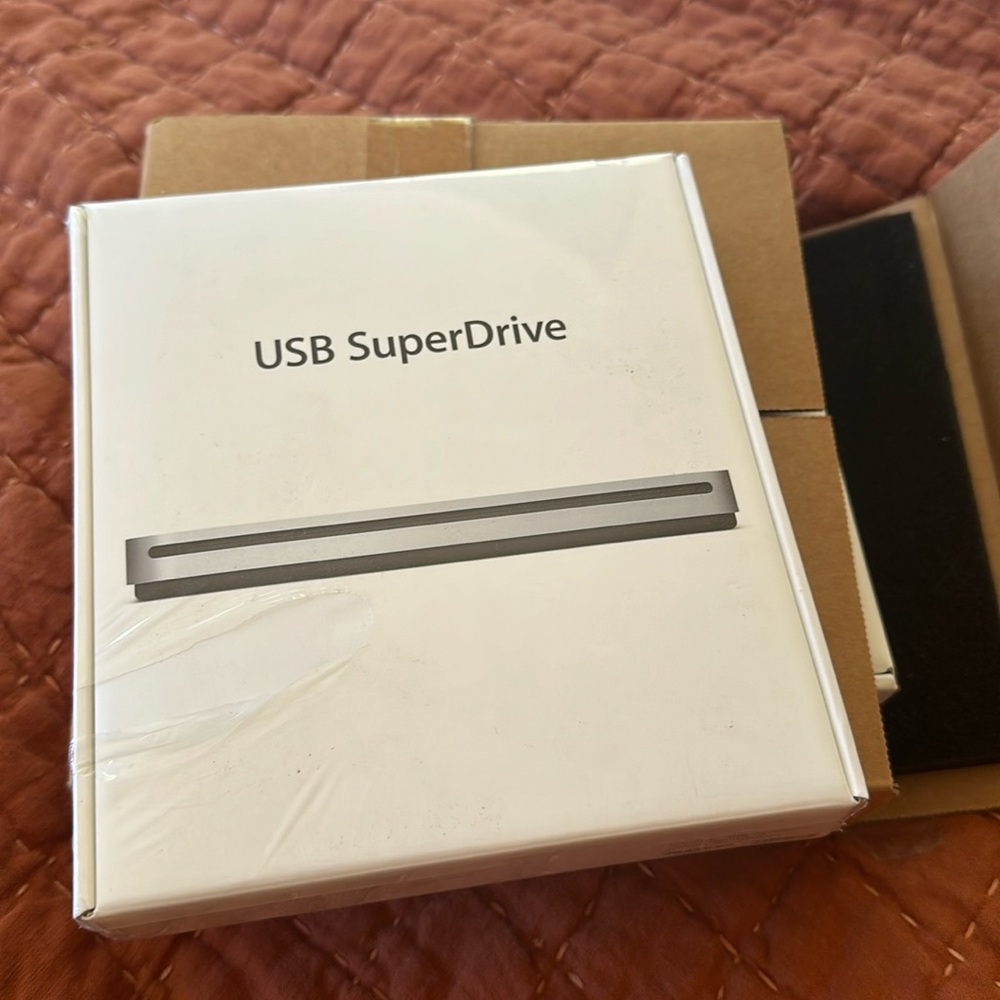 New Apple USB SuperDrive 🤩